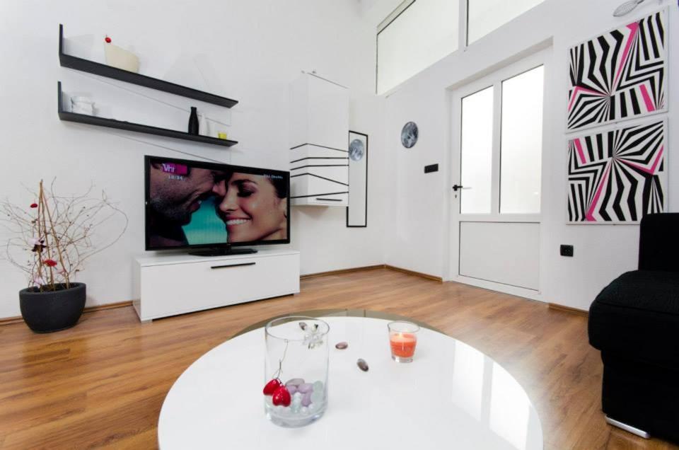 Villa Rozy Drasnice Esterno foto
